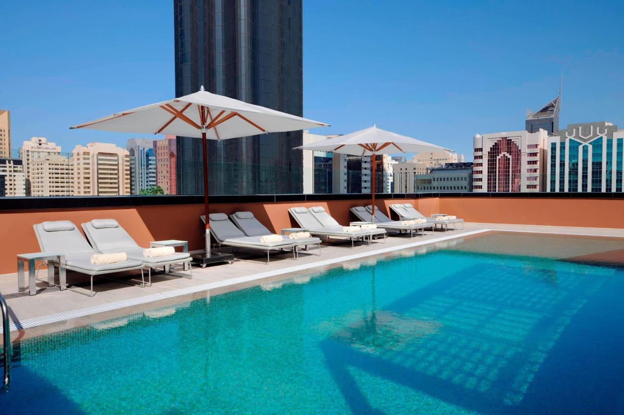 Hotel Courtyard By Marriott World Trade Center, Abu Dhabi Esterno foto